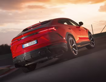 Lamborghini Urus Shiny Black Package '2018–22