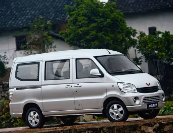Wuling Sunshine (LZW6390) '2010–13