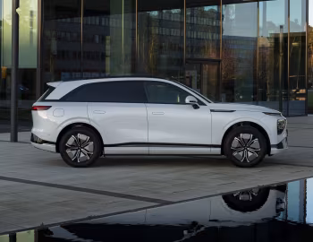 Xpeng G9 [EU-spec] '2023–pr.