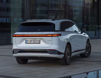 Xpeng G9 [EU-spec] '2023–pr.