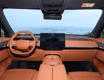 Pannello anteriore Xpeng G9L [China] '2026