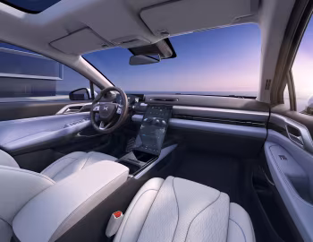 Интерьер Xpeng P5 '2021–н.в.