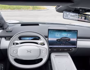 Panneau avant Xpeng P7+ [EU-spec] '2026