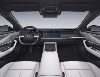 Panel frontal Xpeng P7i [China] '2023–25