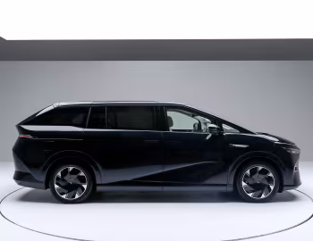 Xpeng X9 '2024–pr.