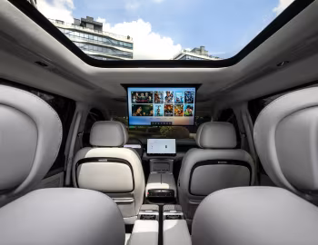 Интерьер Xpeng X9 '2024–н.в.