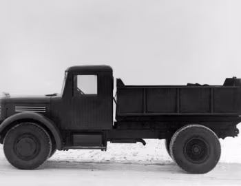 ЯАЗ-205 '11.1946–48