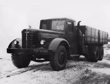 ЯАЗ-210 '1947