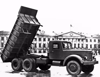 ЯАЗ-210Е '1950–58