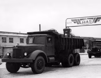 ЯАЗ-210Е '1950–58
