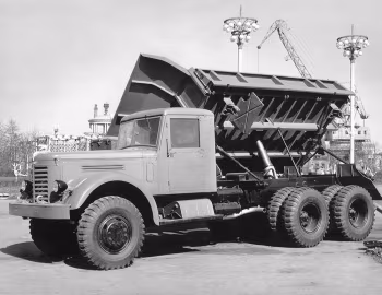 ЯАЗ-218 '12.1954–56