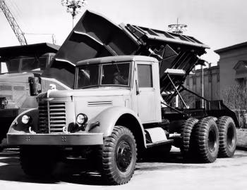 ЯАЗ-218 '12.1954–56