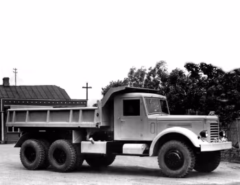 ЯАЗ-218 '12.1954–56