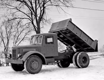 ЯАЗ-205 '11.1946–48