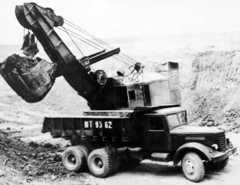ЯАЗ-210Е '1950–58