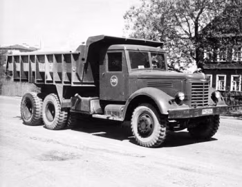 ЯАЗ-210Е '1950–58