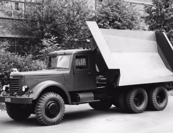 ЯАЗ-218А '12.1954