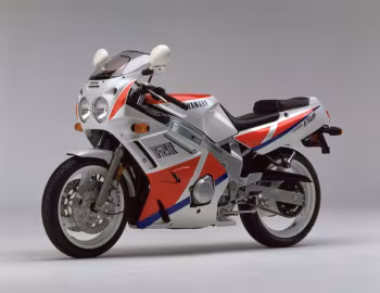 1990 Yamaha FZR600 [North America]