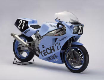 Yamaha FZR750 (OW74) '1985