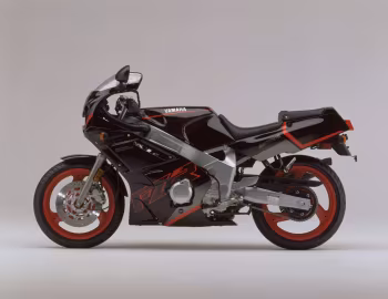1995 Yamaha FZR600 [North America]