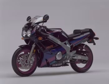 1993 Yamaha FZR600 [North America]