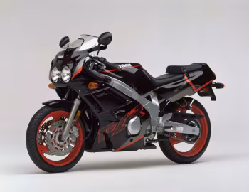 1995 Yamaha FZR600 [North America]