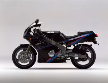 1992 Yamaha FZR600 [North America]