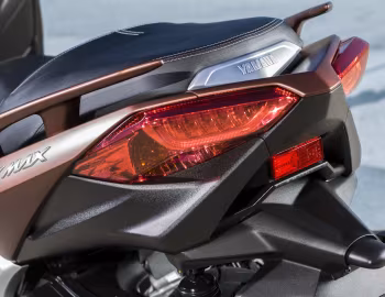 Yamaha X-MAX 300 '2016–17
