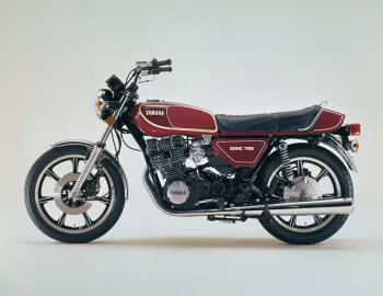 1977 Yamaha XS750 2D [North America]