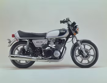 1976 Yamaha XS750 [North America]