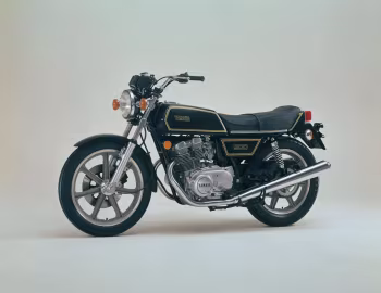 1977 Yamaha XS500 [North America]