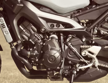 Під капотом Yamaha XSR900 '2017–н.ч.
