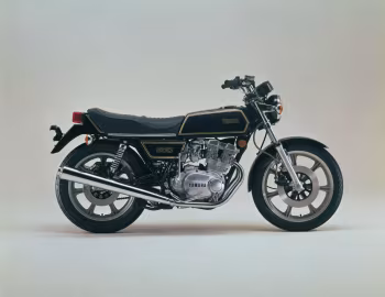1977 Yamaha XS500 [North America]