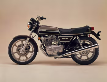 1976 Yamaha XS500 [North America]