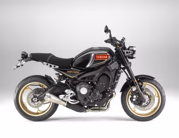 Yamaha XSR900 “Black RZ Heritage Exterior Set” [Japan] '06.2017