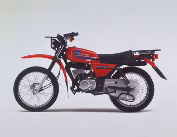 Yamaha AG100 '1998–2017