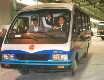 Yaxing JS6701 '1992–????