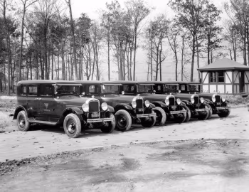 1928 Yellow Cab Model O-6 Limo Taxi