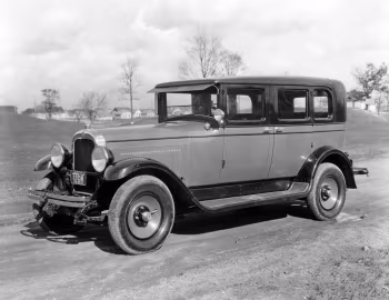 1928 Yellow Cab Model O-6 Limo Taxi