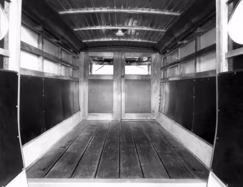 Багажник 1929 GMC ½-ton Model T-11 "Fifth Avenue" Panel Delivery