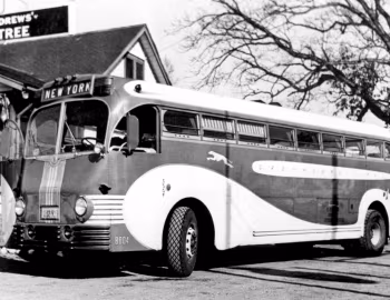 Yellow Coach Model 719 '1936–37