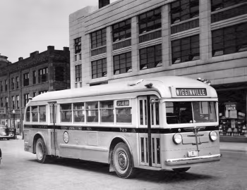 1939 Yellow Coach Model 740