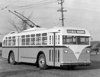 Yellow Coach Model 1208 '1938