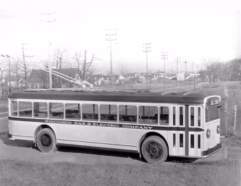 Yellow Coach Model 701 '1931–32