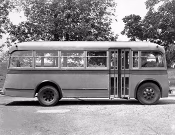 Yellow Coach Model 715 '1934