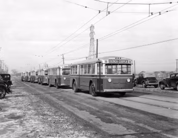 1936–38 Yellow Coach Model 728 Series 6
