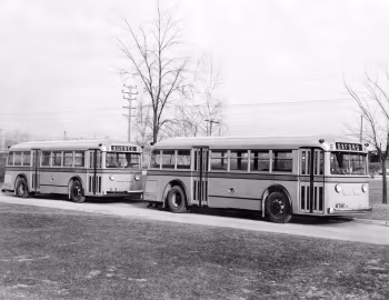 1936–38 Yellow Coach Model 728 Series 6