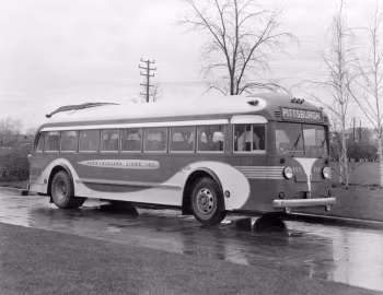 1937 Yellow Coach Model 732