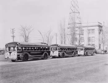 1937 Yellow Coach Model 732