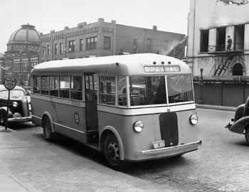 Yellow Coach Model 733 '1936–39